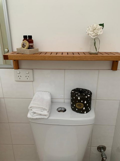 Guildford River Retreat - Accommodation Redcliffe 3
