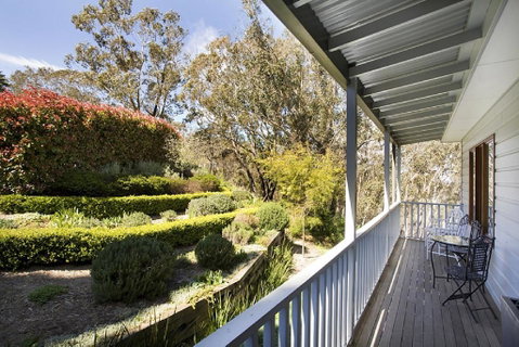 Gumview Cottage - Accommodation Redcliffe 0