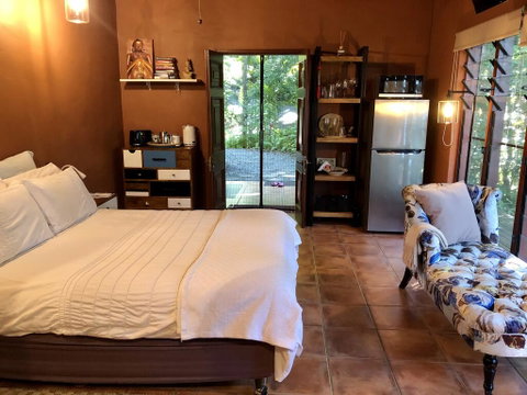 Gunnadoo Holiday - Accommodation Redcliffe 1