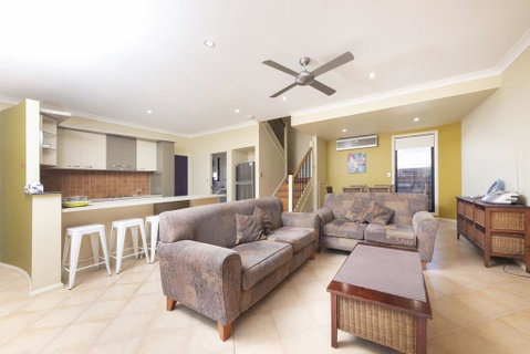 Gwydir Court 6 - Accommodation Redcliffe 2