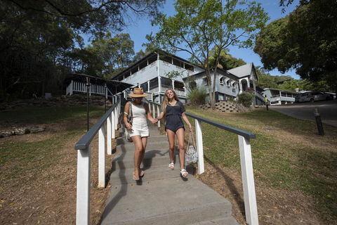 Halse Lodge - Accommodation Redcliffe 0