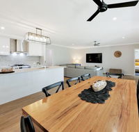Hamptons  the Point - Accommodation Redcliffe