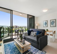 HARBOURSIDE- hosted by L'Abode Accommodation - Accommodation Redcliffe