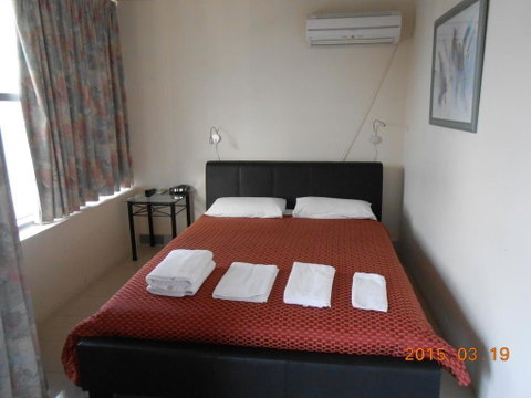 Harringtons102 - Accommodation Redcliffe 3