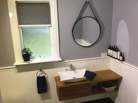 Harrison House - Accommodation Redcliffe 1
