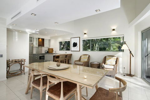 Hastings Park Apartment 1 - Accommodation Redcliffe 2