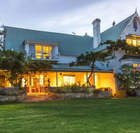 Hawley House - Accommodation Redcliffe