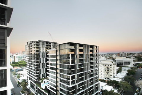 Hearty Milton Apartments - Accommodation Redcliffe 1