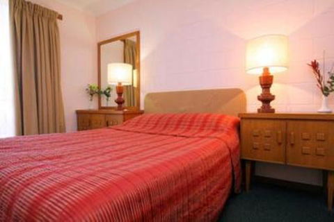 Heemskirk Motor Hotel - Accommodation Redcliffe 2
