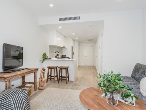 Herald 1-BR Apartment - Inner City, Close To Beaches & Harbour - Accommodation Redcliffe 1