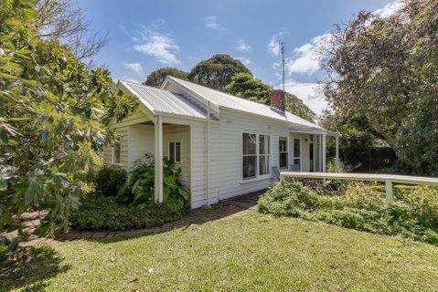 Heronswood Cottage - Accommodation Redcliffe 2