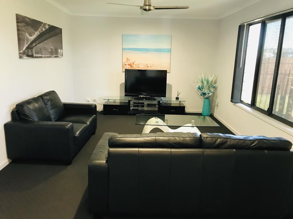 Kawungan QLD Accommodation Redcliffe
