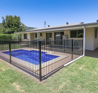 Hibiscus Holiday Home - Accommodation Redcliffe