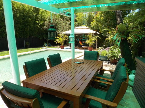Hidden Oasis - Accommodation Redcliffe 0
