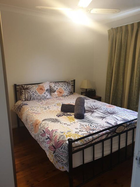 Hidden Oasis - Accommodation Redcliffe 2