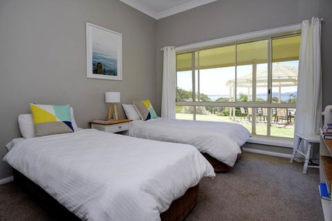 Hideaway - Pacific Palms - Accommodation Redcliffe 3