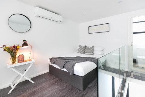 Hip One-bedroom House In Inner Sydney - Accommodation Redcliffe 1