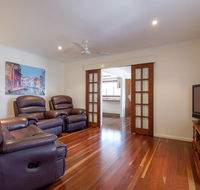 Home at Southside Central - Accommodation Redcliffe