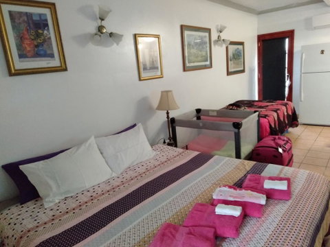 Homestay At Julie's - Accommodation Redcliffe 1