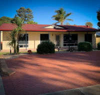 Hooterville - Accommodation Redcliffe
