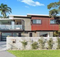 Horizons at Currarong - architecturally designed beach house - Accommodation Redcliffe