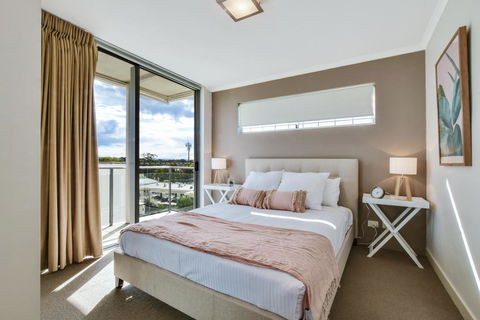 Horton Apartments - Accommodation Redcliffe 2