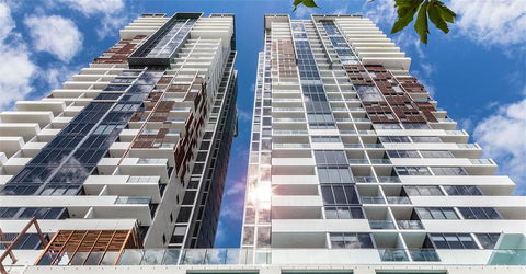 Hostrelax Residences On Merivale Street - Accommodation Redcliffe 0