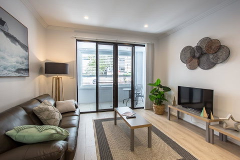 Hotel 46 - Accommodation Redcliffe 3