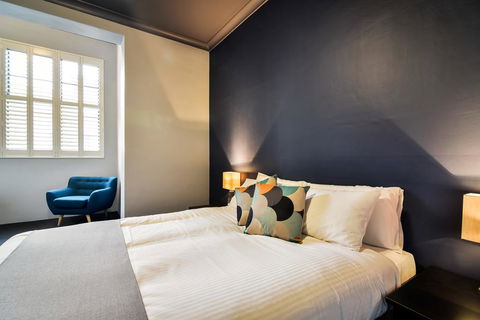 Hotel Canobolas - Accommodation Redcliffe 2