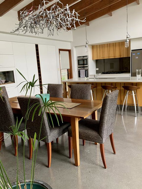 Jacaranda Garden Retreat - Accommodation Redcliffe 3