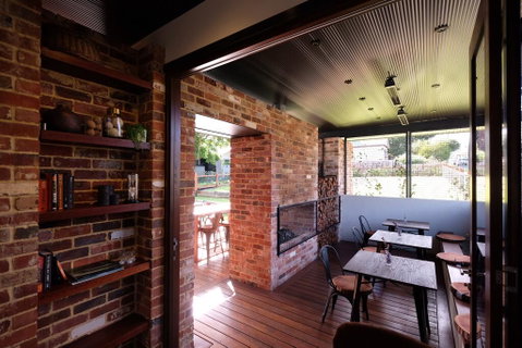 Jaspers Cabins - Accommodation Redcliffe 2