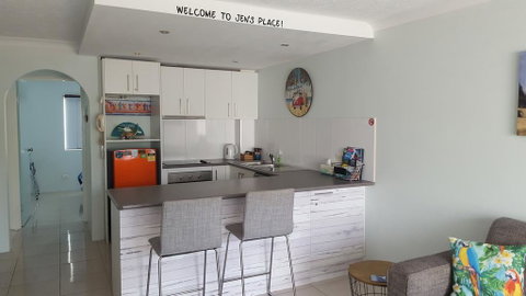 Jen's Place - Accommodation Redcliffe 1
