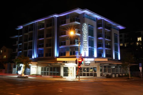 Jephson Hotel & Apartments - Accommodation Redcliffe 0