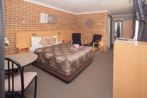 Jumbuck Motor Inn - Accommodation Redcliffe 1
