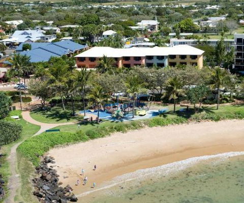 Kacy's Bargara Beach Motel - Accommodation Redcliffe 0