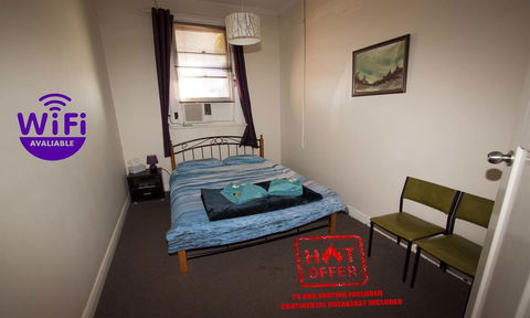 Kaneira Hotel - Accommodation Redcliffe 2