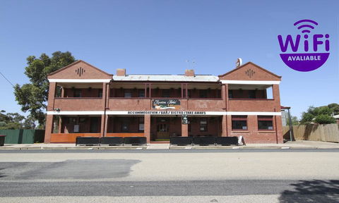 Kaneira Hotel - Accommodation Redcliffe 0