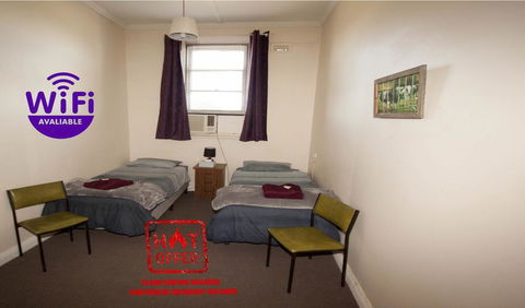 Kaneira Hotel - Accommodation Redcliffe 1