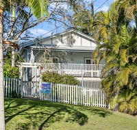 Kembali on Massinger Street - Accommodation Redcliffe