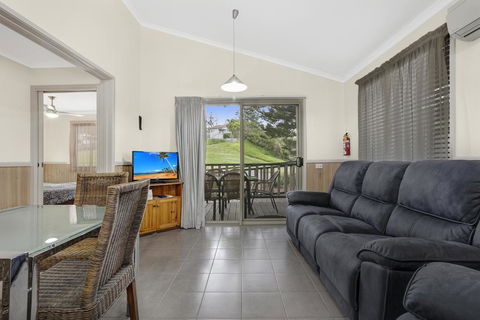 Kendalls Beach Holiday Park - Accommodation Redcliffe 1