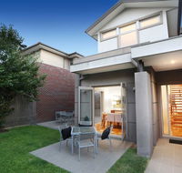 Kew Luxury Townhouse - Accommodation Redcliffe