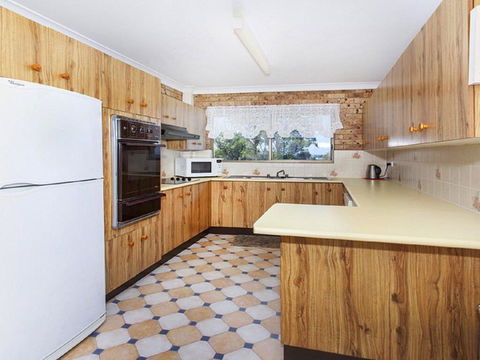 Kiaram A - Tingira Crescent - Accommodation Redcliffe 1