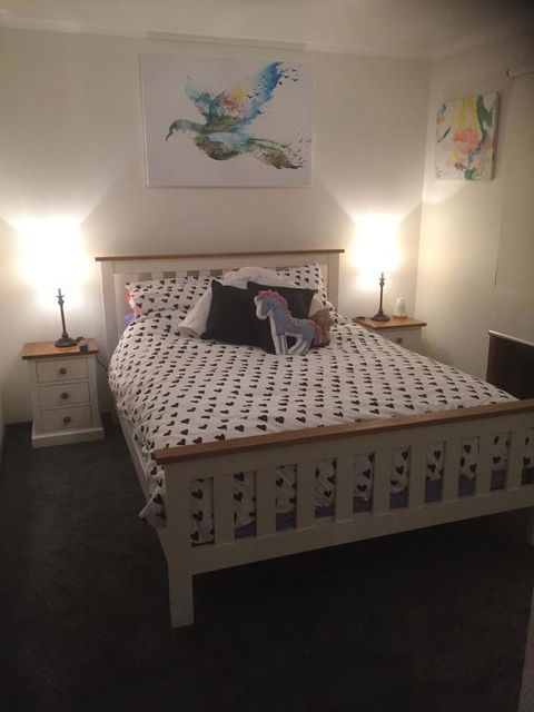 Kickback Corral - Accommodation Redcliffe 3