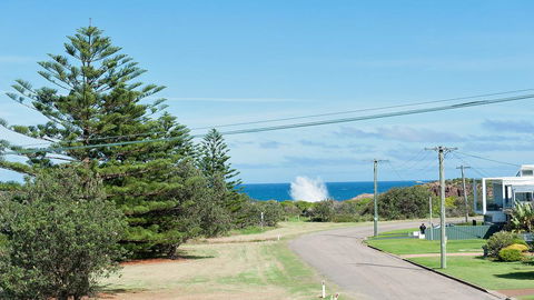 Kingsley Beach House - Boat Harbour - Accommodation Redcliffe 3