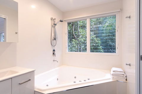 Kondalilla Eco Resort - Accommodation Redcliffe 2