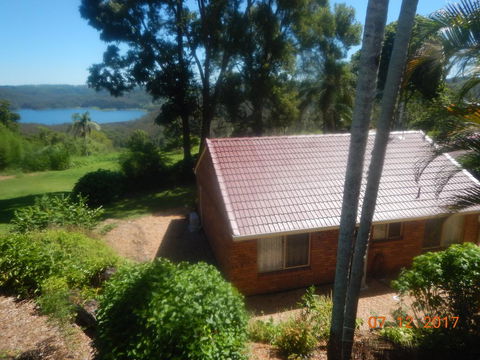 Kookaburra Cottage - Accommodation Redcliffe 0
