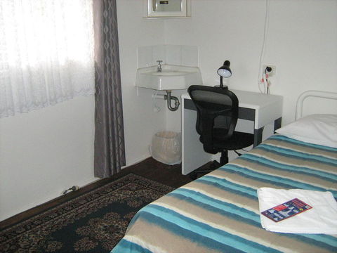 Kookaburra Inn - Accommodation Redcliffe 2