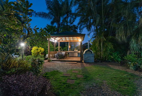Kookaburra Lodge Motel - Accommodation Redcliffe 0