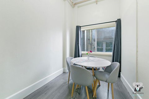KOZYGURU Kings Cross SKY GARDEN Studio CBD - Accommodation Redcliffe 3