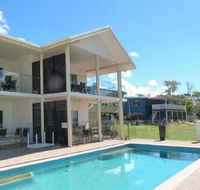 La Riviera - Accommodation Redcliffe